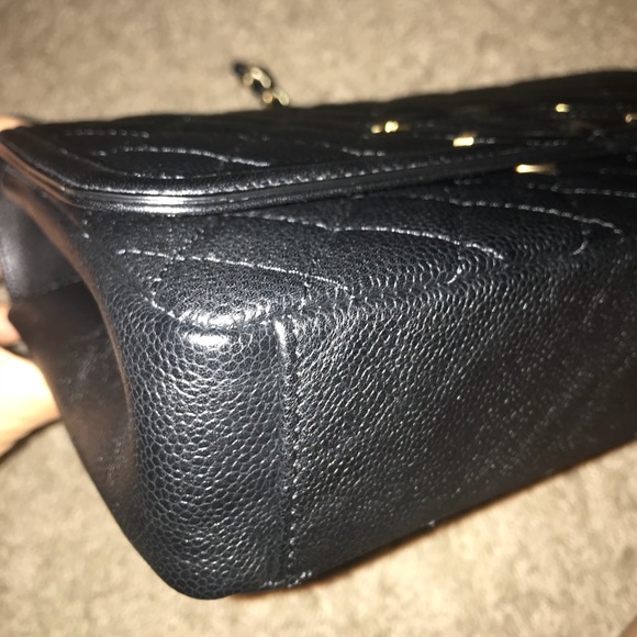 *soldddddd* Medium Flap Filigree Chanel bag $3100 - Picture 3 of 7